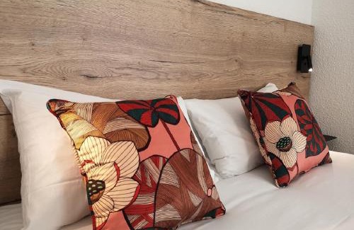 Saint-Martin-d'Uriage Hotel | Oceanfront Retreat at Hotel Les Mésanges - Family Friendly!