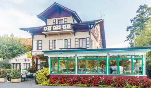 Thonon-les-Bains Hotel | Experience Hotel Les Marronniers with Oceanfront Bliss