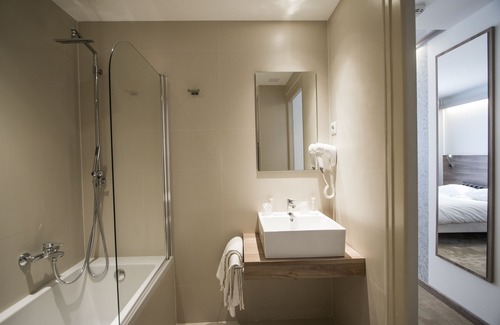 Modane Hotel | Discover Comfort at Hotel Les Voyageurs - Guest Rated 8.4/10