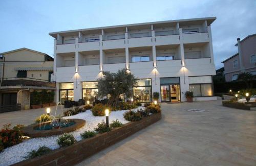 Cavo Hotel | Hotel Levante - Oceanfront Bliss in Isola d'Elba