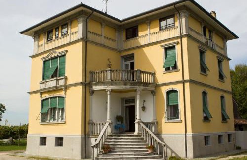 Spresiano Hotel | Pet-Friendly Hotel Liberty with Excellent Guest Ratings
