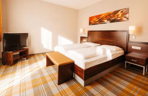 Lassnitzhoehe Hotel | Discover Oceanfront Bliss at Hotel Liebmann - 4 Star Stay