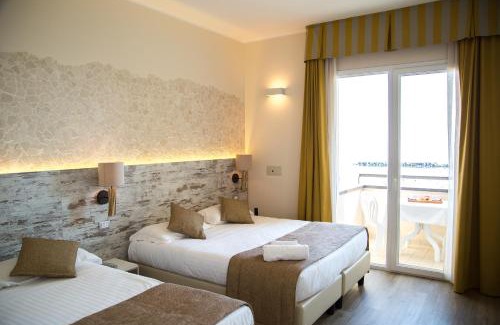 Viserbella Hotel | Experience Hotel Life: Oceanfront Bliss with Pool & Spa