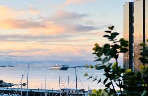 Bodo Apartment | Hotel-like Comfort & Ocean Views over City Harbour