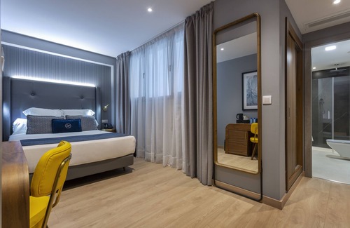 Marbella City Centre Hotel | Elegant Hotel Lima - Adults Recommended with Spa & Pool