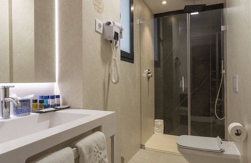 Marbella City Centre Hotel | Elegant Hotel Lima - Adults Recommended with Spa & Pool