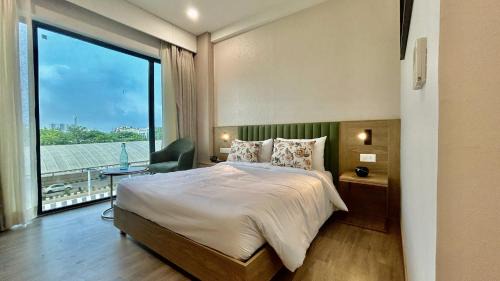 South City I Hotel | Discover Comfort at Hotel Limon & Banquet, Gurgaon