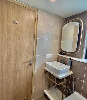 South City I Hotel | Discover Comfort at Hotel Limon & Banquet, Gurgaon