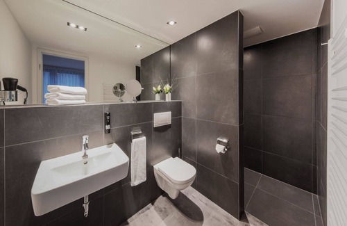 Schoeneberg Hotel | Well-Reviewed Hotel LINDEMANN'S Berlin with Family-Friendly Amenities