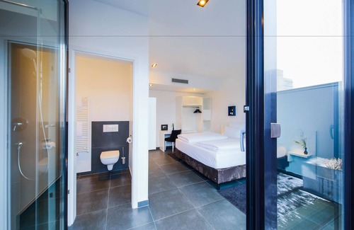 Schoeneberg Hotel | Well-Reviewed Hotel LINDEMANN'S Berlin with Family-Friendly Amenities