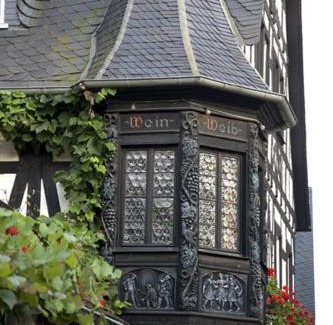 Mainz-Bingen Hotel | Hotel Lindenwirt: Guest-Approved with Pet-Friendly Amenities