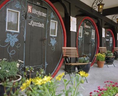 Mainz-Bingen Hotel | Hotel Lindenwirt: Guest-Approved with Pet-Friendly Amenities