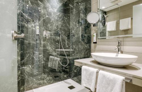 Ellenz Hotel | Discover Hotel Lipmann "Am Klosterberg" – Rated 9/10!