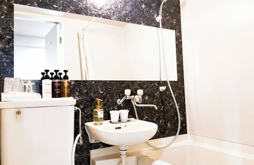 Shikokuchuo Hotel | Comfortable Stay at HOTEL LiVEMAX Iyo Mishima with Breakfast