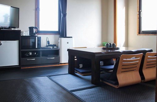 Uchinada Hotel | Discover HOTEL LiVEMAX Kanazawaidaimae: Eco-Friendly Stay