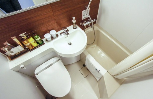 Uchinada Hotel | Discover HOTEL LiVEMAX Kanazawaidaimae: Eco-Friendly Stay