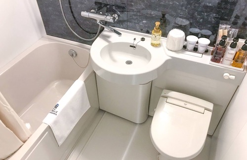 Nishikimachi Hotel | Eco-Friendly Comfort at HOTEL LiVEMAX Takamatsu Eki Mae