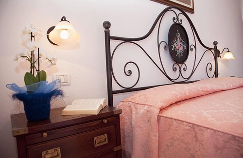 Fetovaia Hotel | Elegant Hotel Lo Scirocco: Spa, Breakfast & Family-Friendly