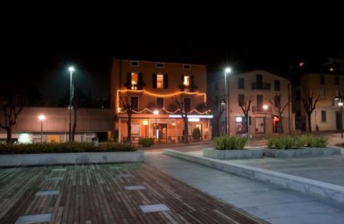 Calolziocorte Hotel | Family-Friendly Retreat at Hotel Locanda Mel with Dining