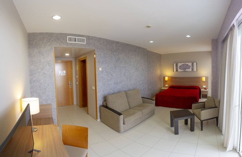 Lo Pagan Hotel | Relax at Hotel Lodomar Spa & Talasoterapia - 4-Star Escape