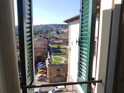 Monte San Savino Hotel | Discover Hotel Logge Dei Mercanti: Pet-Friendly Retreat