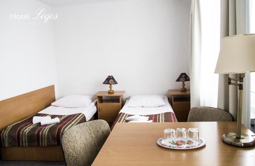 Srodmiescie Hotel | Budget-Friendly Hotel Logos: Pet Friendly & Family Welcoming