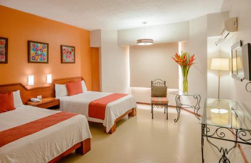 Tapachula Hotel | Pet-Friendly Hotel Loma Real with Pool & Hot Tub Access