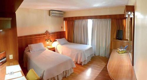 Centro Hotel | Discover Hotel London Palace: Family-Friendly with Breakfast
