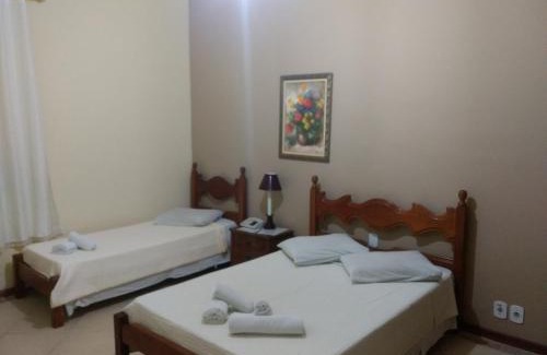 Caxambu Hotel | Discover Hotel Lopes Caxambu: Family-Friendly Retreat
