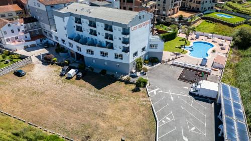 Sanxenxo Hotel | Oceanfront Hotel Los Naranjos with Pool & Family Amenities