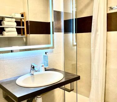Saintes-Maries-de-la-Mer Hotel | Hotel Lou Marquès: Pet-Friendly Stay with Top Ratings