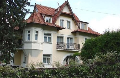 Luhacovice House | Pet-Friendly Getaway at Hotel Lužná with High Guest Ratings