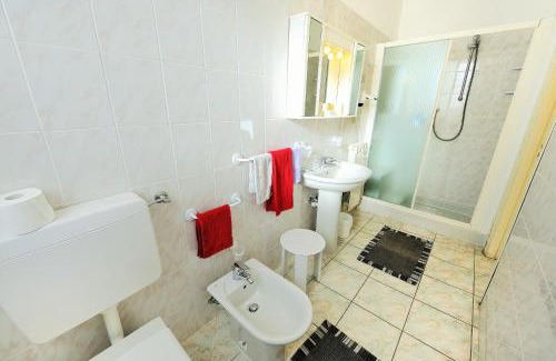 Arma di Taggia Hotel | Discover Comfort at Hotel Lucerna with Oceanfront Views