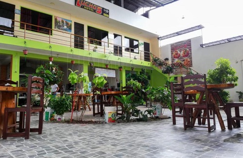 Jose Crespo y Castillo Hotel | Pet-Friendly HOTEL LUCHO'S: Family-Ready with Breakfast
