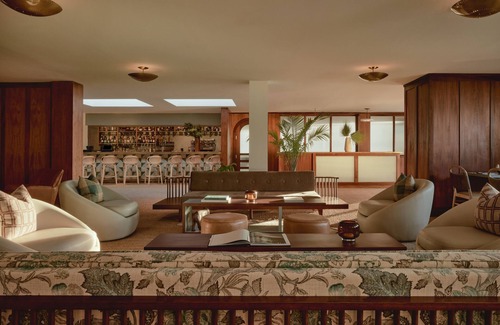 San Jacinto Hotel | Discover Hotel Lucine: Pet-Friendly Stay with Pool & Dining