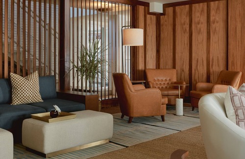 San Jacinto Hotel | Discover Hotel Lucine: Pet-Friendly Stay with Pool & Dining