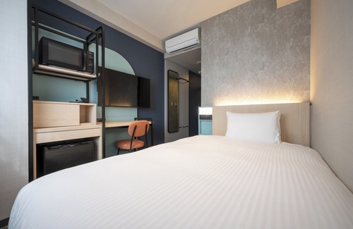 Nishikasai Hotel | Eco-Friendly Hotel Lumiere Nishikasai with Breakfast Included