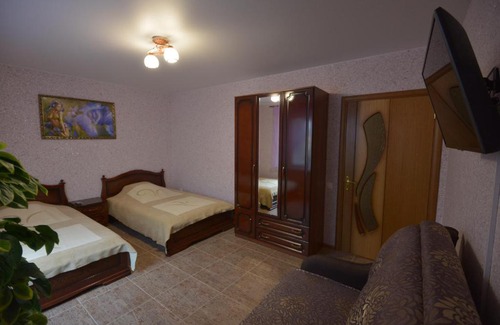 Alekseevka Hotel | Relax at Hotel Lux: Oceanfront Views & 10/10 Guest Ratings