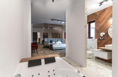 Medgidia Hotel | Discover Hotel Luxor: Family-Friendly Stay with Breakfast