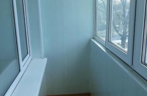 Cherepovets Hotel | Budget-Friendly Hotel Lyuksemburg with Kitchen & Pet Access