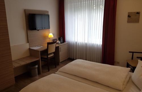 Schortens Hotel | Discover Hotel Mühleneck: Family-Friendly Getaway