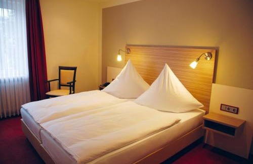 Schortens Hotel | Discover Hotel Mühleneck: Family-Friendly Getaway