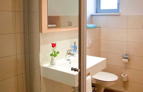 Muritz House | Relax in Hotel Müritzperle with Oceanfront Views