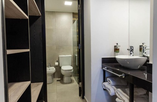 Historic Center Hotel | Relax at HOTEL M: Family-Friendly with Breakfast Included