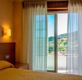 Reza Hotel | Budget-Friendly Hotel Mabú: Family-Friendly Dining Awaits