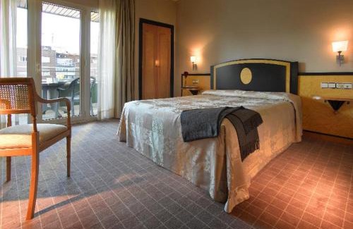 San Ildefonso Hotel | Discover Hotel Macià Cóndor: Family-Friendly & Accessible