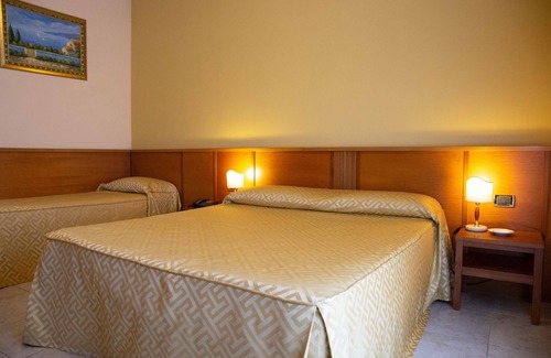 Tufino Hotel | Discover Hotel Maddaloni: 4-Star Excellence Awaiting You