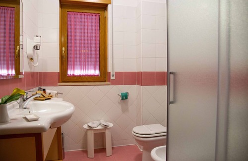 Tufino Hotel | Discover Hotel Maddaloni: 4-Star Excellence Awaiting You