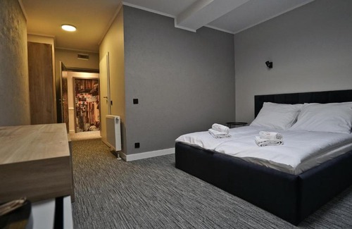 Miedzyborz Hotel | Discover Hotel Made in Napoli: Eco-Friendly & Pet Friendly