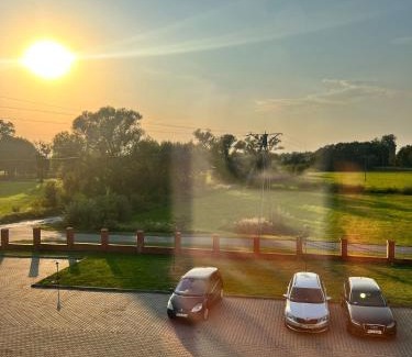 gmina Lesnica Hotel | Discover Hotel Magiczny Zakątek: Guest Rated 9/10 & Pet Friendly